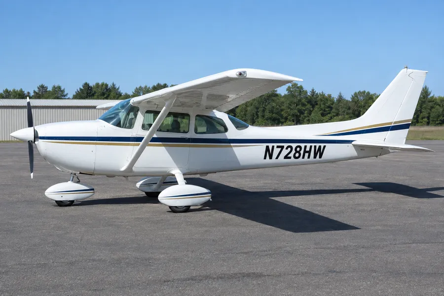 The sample high-wing’s ordinary ramp photograph, before the render